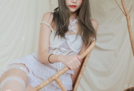 【写真】Yuna (윤아) – 作品资源合集(持续更新)-游乐宫